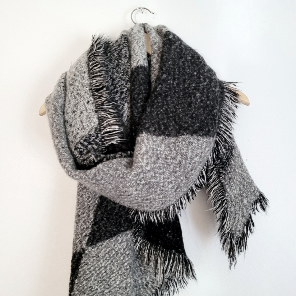 Cozy Black & Grey Fringe Blanket Scarf